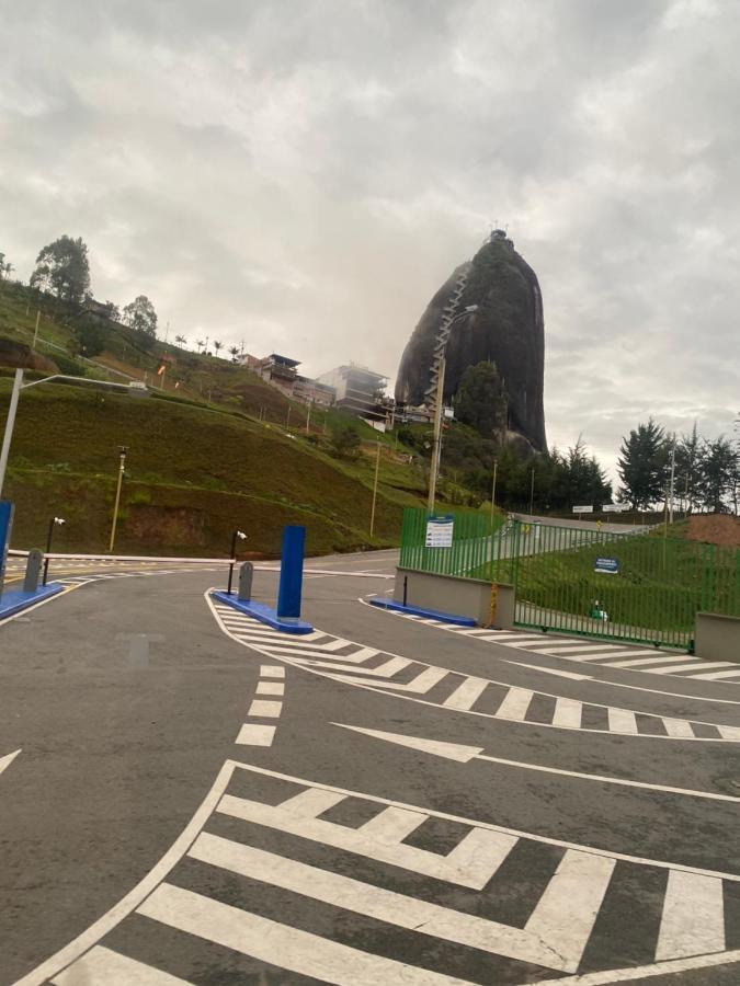 Casa Hotel Los Embalses Guatape Exterior photo